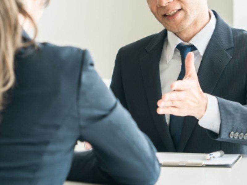 外壁塗装で注意したい営業トークとは？契約前に確認したいポイントを解説